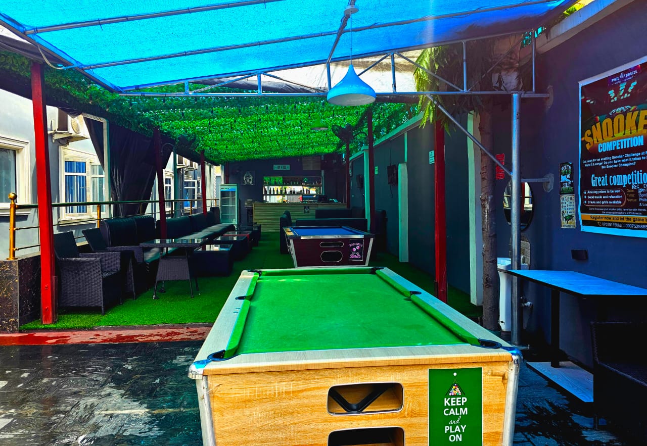Phil Breeze club and bar lounge